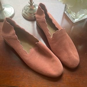 Lucky Brand slip on flats.